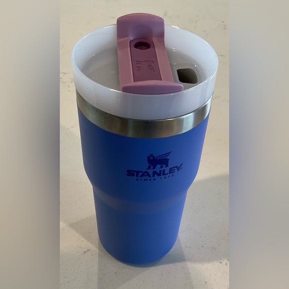 Stanley Blue Tumbler with Purple Lid *Couple light Flaws on side - Picture 6 of 7